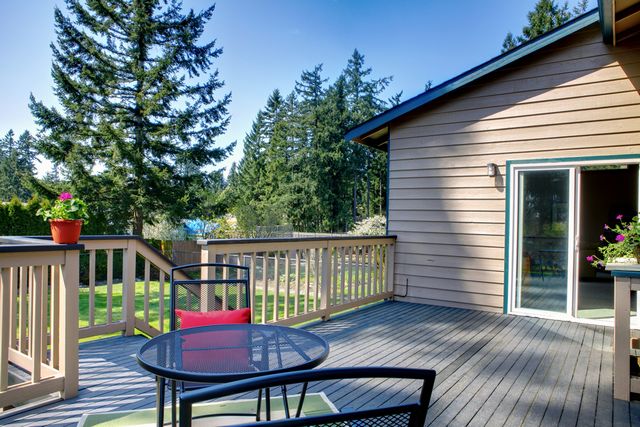 Deck-Builder-Seattle-WA